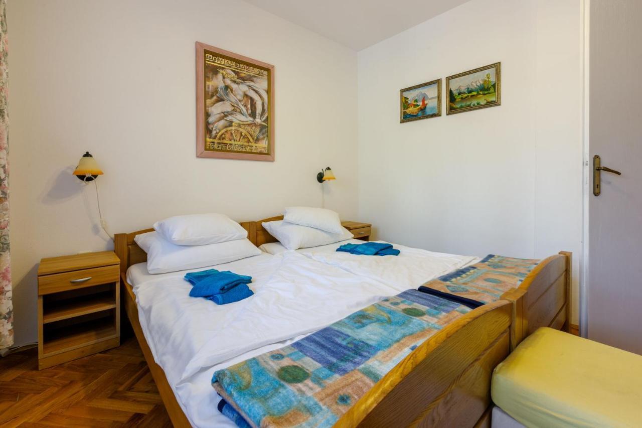 Apartments Villa 7 Crikvenica Extérieur photo